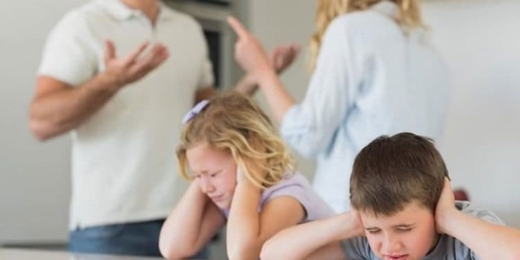 Boşanma Kararı Çocuklara Yaş Gruplarına Göre Nasıl Söylenmeli? - Uzman Tavsiyesi